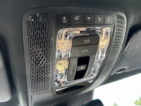 Certified 2025 Mercedes-Benz CLA 250 4MATIC image 32