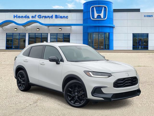 Used 2024 Honda HR-V Sport image 1