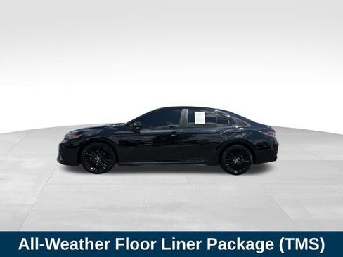 Used 2021 Toyota Camry SE w/ Convenience Package FWD image 2