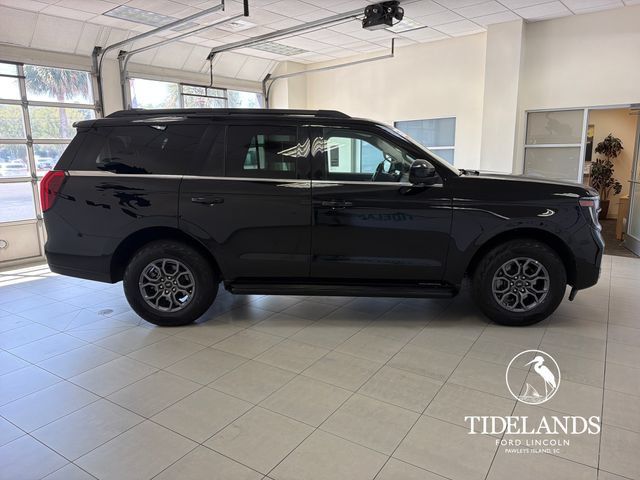 Certified 2025 Ford Expedition Active RWD image 10