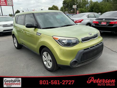 Used 2015 Kia Soul FWD image 1