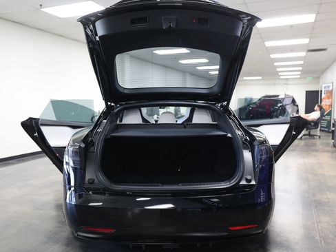 Used 2018 Tesla Model S 100D AWD/4WD image 45