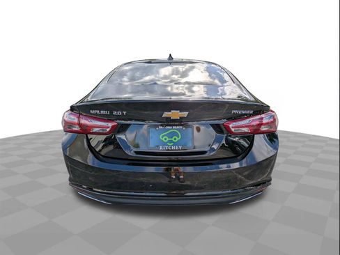 Certified 2022 Chevrolet Malibu Premier FWD image 5