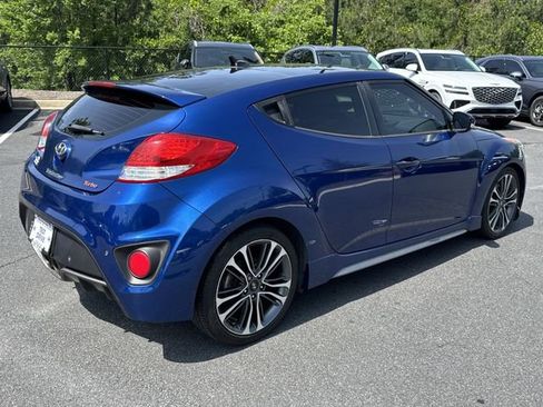 Used 2016 Hyundai Veloster Turbo w/ Option Group 04 FWD image 7