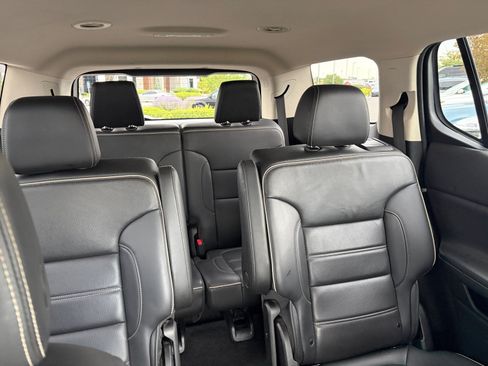 Used 2023 GMC Acadia Denali AWD/4WD image 18