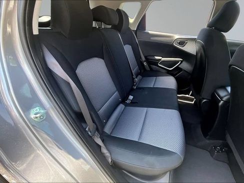Certified 2023 Kia Soul LX w/ LX Technology Package FWD image 23