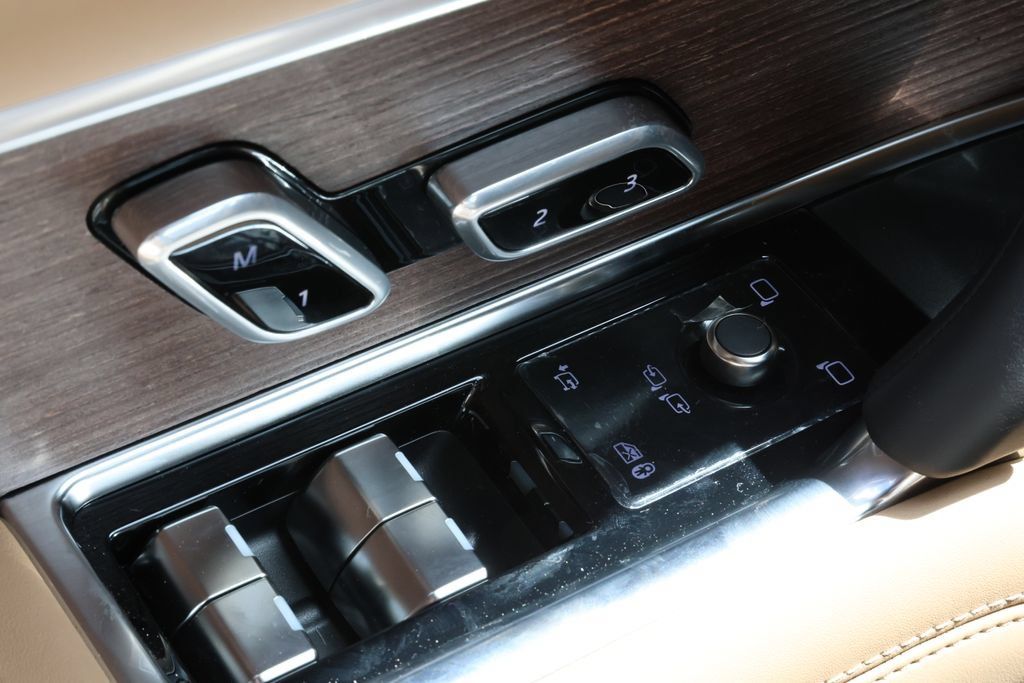 New 2027 Land Rover Range Rover SE AWD/4WD image 14