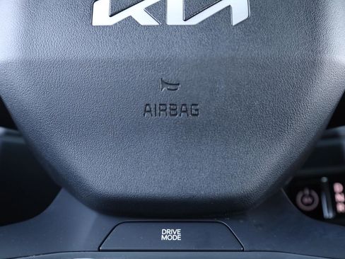 Used 2024 Kia EV9 Light Long Range image 39