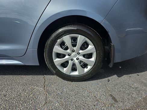 Used 2026 Toyota Corolla LE image 32