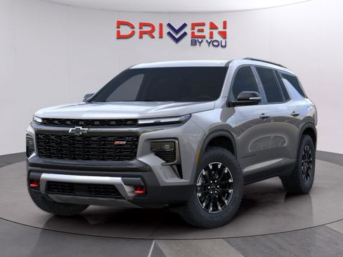 New 2026 Chevrolet Traverse Z71 w/ Driver Confidence Package image 8