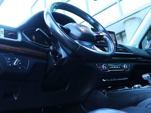 Used 2018 Audi Q5 Premium Plus w/ Premium Plus Package image 42