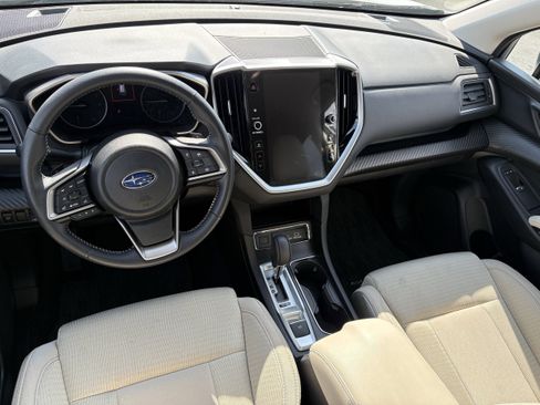 Used 2025 Subaru Ascent Premium image 13