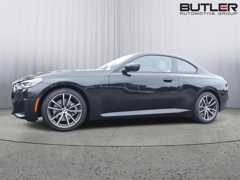 Used 2024 BMW 230i xDrive Coupe w/ Convenience Package AWD/4WD image 38