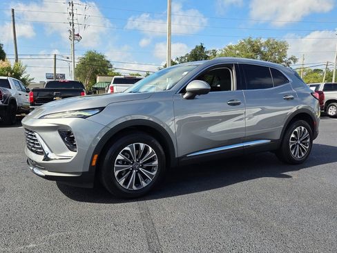 Certified 2024 Buick Envision Preferred AWD/4WD image 3