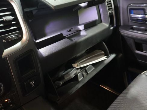 Used 2015 RAM 1500 Limited AWD/4WD image 31