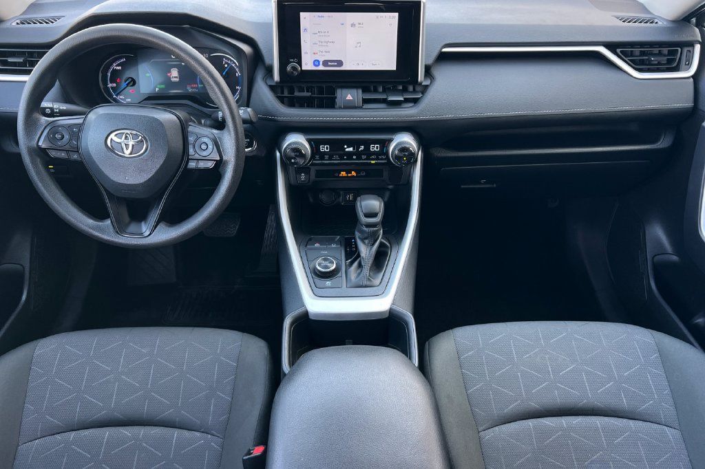 Certified 2025 Toyota RAV4 XLE AWD/4WD image 16