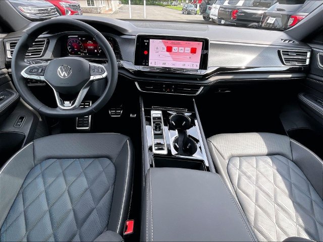 New 2026 Volkswagen Atlas Cross Sport SEL Premium R-Line AWD/4WD image 9