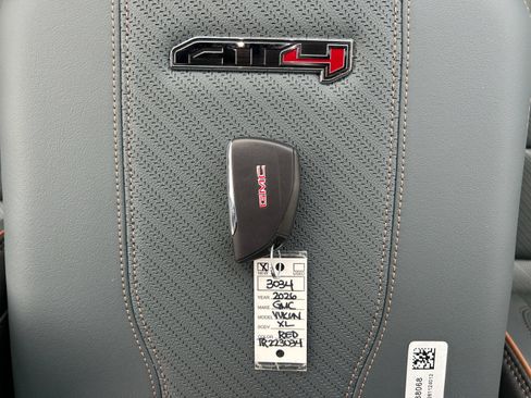 New 2026 GMC Yukon XL AT4 w/ AT4 Premium Plus Package image 33