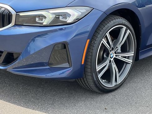 Used 2023 BMW 330i xDrive Sedan w/ Premium Package AWD/4WD image 7
