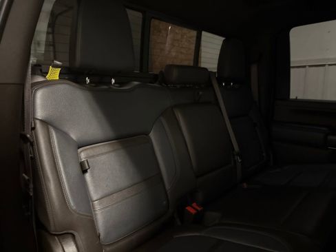 Used 2022 GMC Sierra 3500 Denali w/ Technology Package image 28