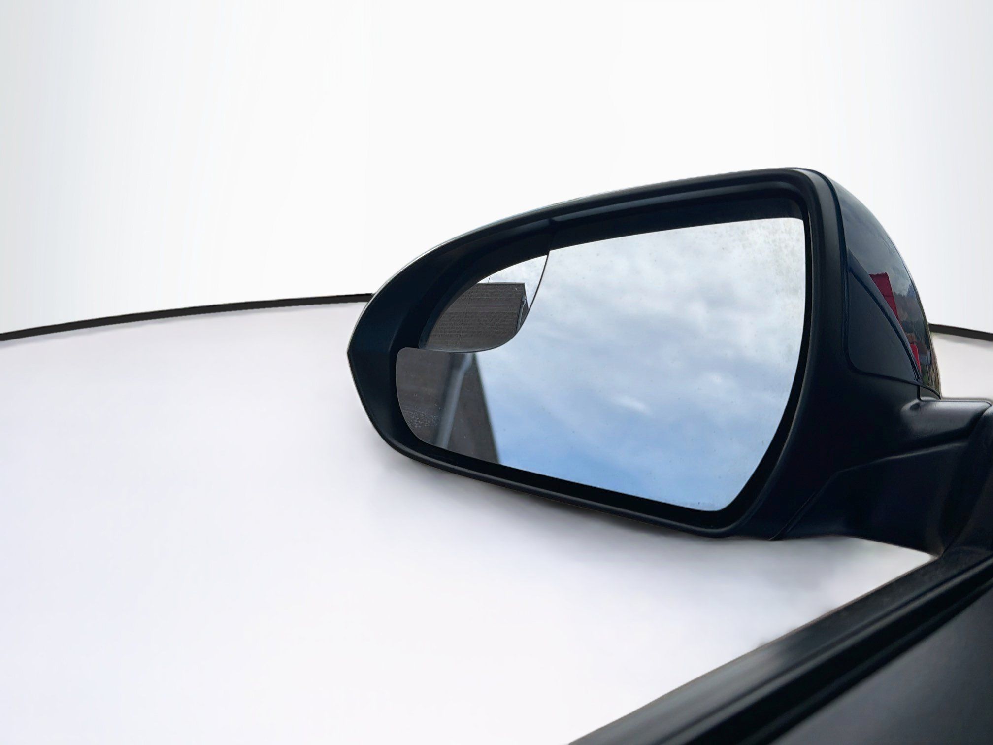 Used 2019 Hyundai Elantra SE FWD image 16
