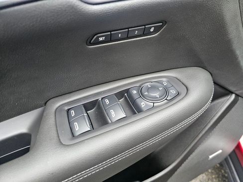 Certified 2024 Cadillac XT6 Sport w/ Technology Package image 28