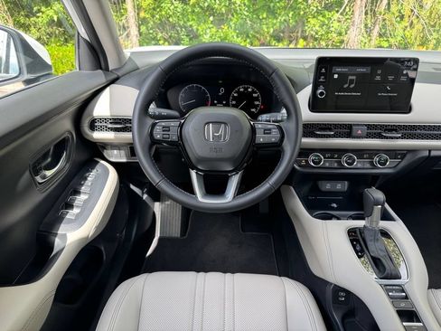 Certified 2026 Honda HR-V EX-L image 19