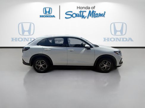 Used 2024 Honda HR-V EX-L image 8