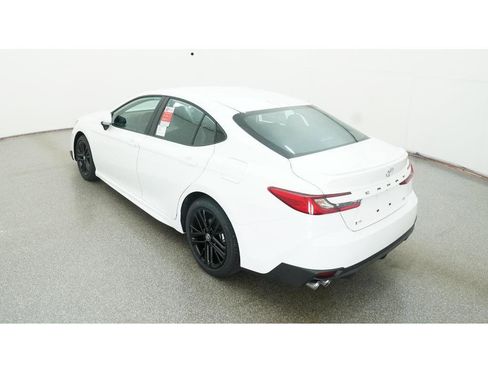 New 2026 Toyota Camry SE image 5