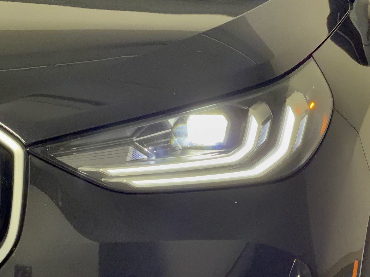 Used 2025 BMW X3 xDrive30i AWD/4WD image 12