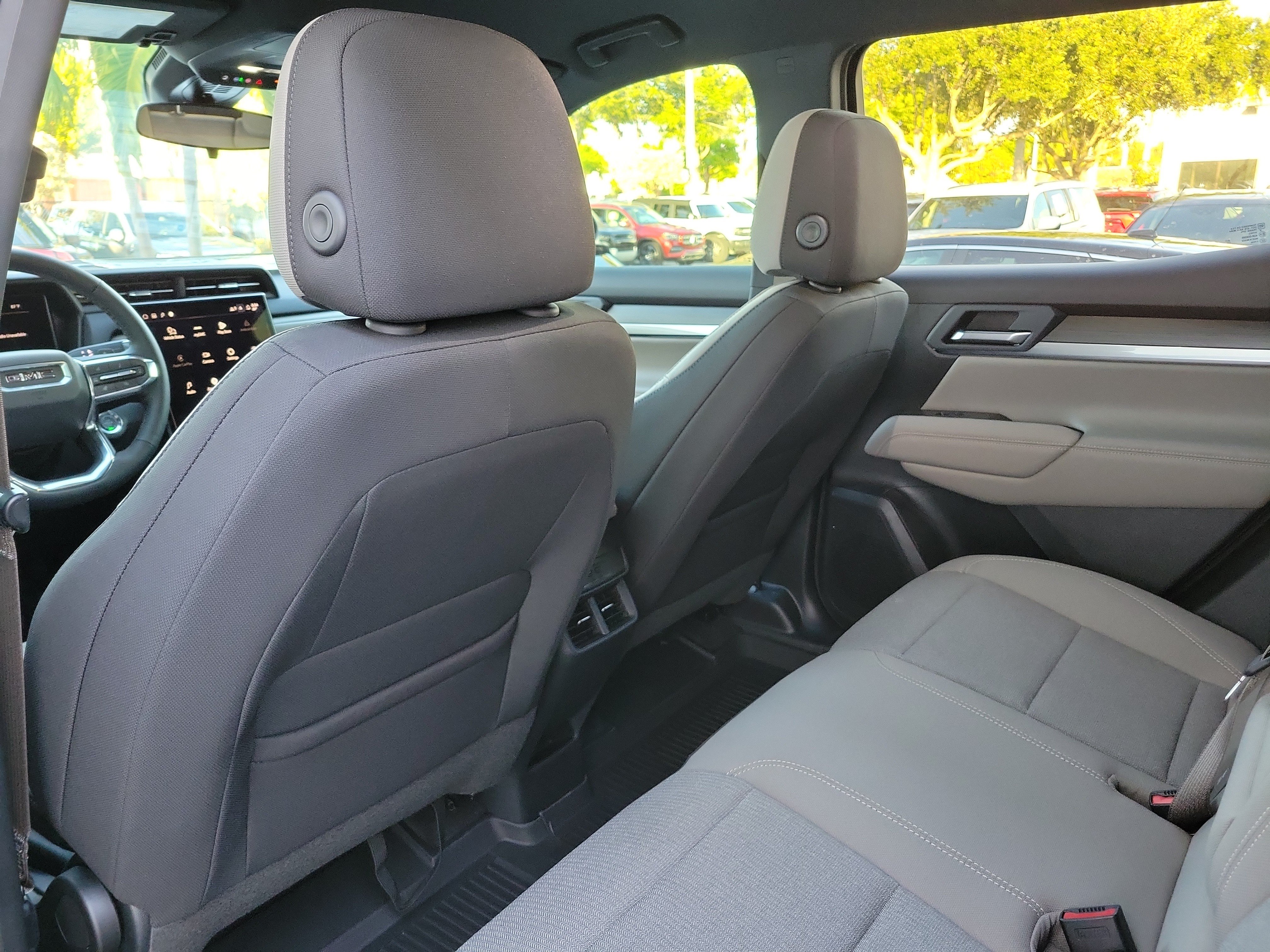 New 2027 GMC Terrain Elevation w/ LPO, Floor Liner Package FWD image 13