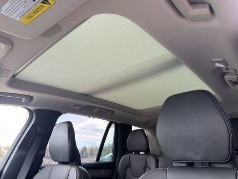 New 2026 Volvo XC90 T8 Ultra w/ Protection Package Premier AWD/4WD image 17