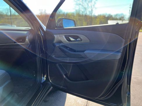 Used 2020 Chevrolet Traverse LT w/ LPO, Cargo Package image 44