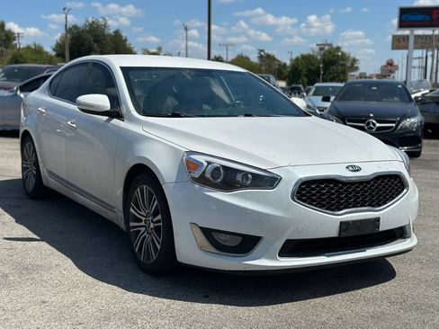 Used 2016 Kia Cadenza FWD image 4