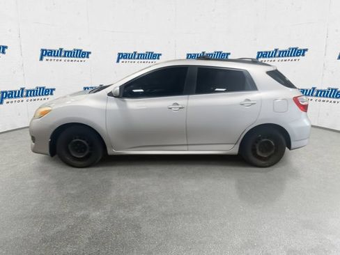 Used 2009 Toyota Matrix FWD image 6
