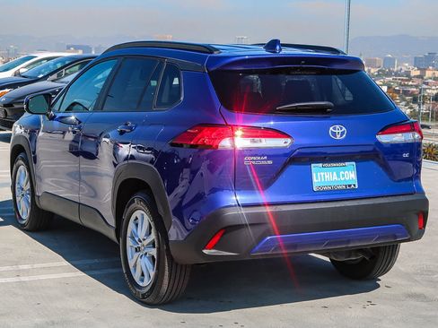 Used 2024 Toyota Corolla Cross LE image 8