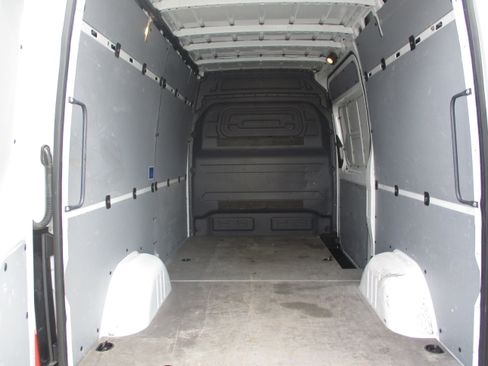 Used 2021 Mercedes-Benz Sprinter 144 Cargo w/ Driver Convenience Package image 11