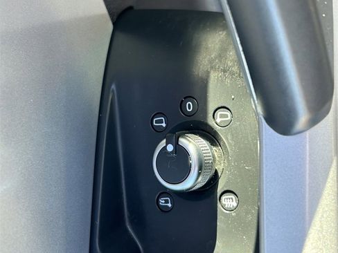 Used 2024 Audi Q3 2.0T Premium image 25