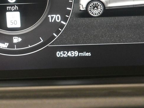 Used 2019 Land Rover Range Rover Velar R-Dynamic HSE image 13