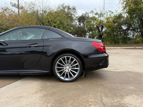 Used 2017 Mercedes-Benz SL 550 image 20