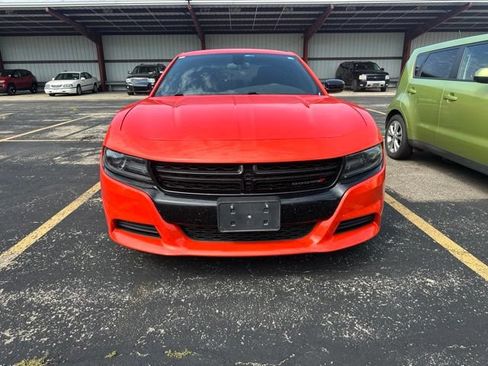 Used 2021 Dodge Charger SXT w/ Blacktop Package RWD image 15