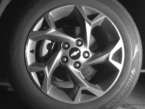 Used 2025 Chevrolet Trax LT w/ LT Convenience Package FWD image 12