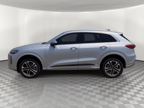 New 2026 Audi Q5 Premium AWD/4WD image 2