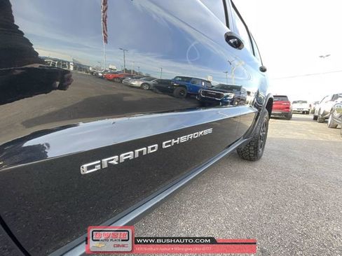 Used 2015 Jeep Grand Cherokee Laredo w/ Quick Order Package 23E image 30