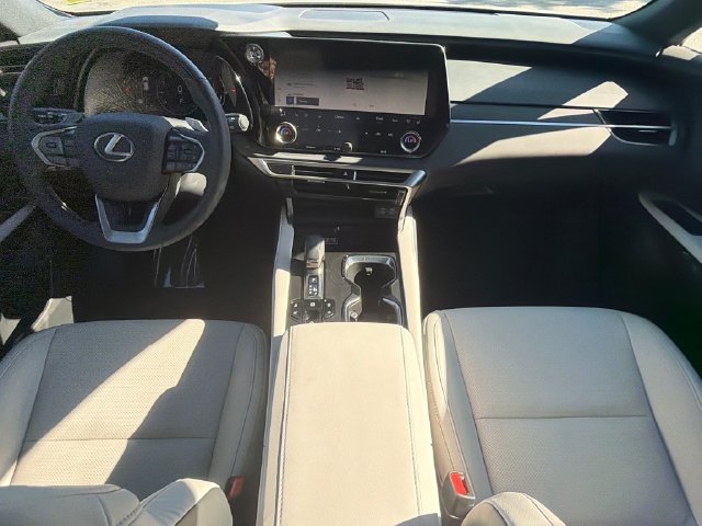 Used 2024 Lexus RX 350 Premium w/ Cold Area Package AWD/4WD image 13