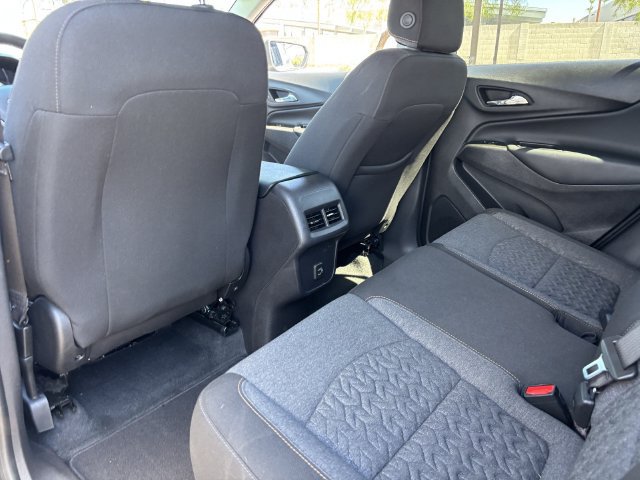Used 2024 Chevrolet Equinox LT FWD image 17