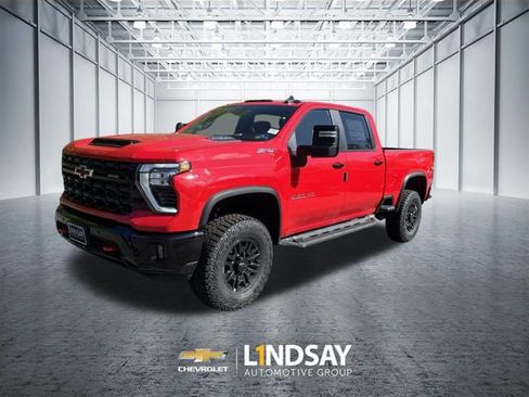 New 2026 Chevrolet Silverado 2500 ZR2 AWD/4WD image 4