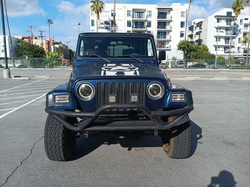Used 2001 Jeep Wrangler Sport image 2