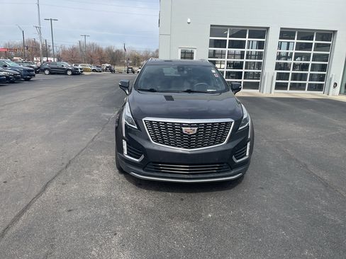 Used 2020 Cadillac XT5 Premium Luxury w/ LPO, Floor Liner Package image 8