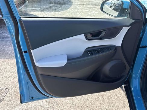 Certified 2023 Hyundai Kona SEL image 15